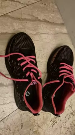 Customer photo review of 👠 Chaussures de Sécurité en Acier pour Femme : Légèreté, Confort et Protection Totale 🔒