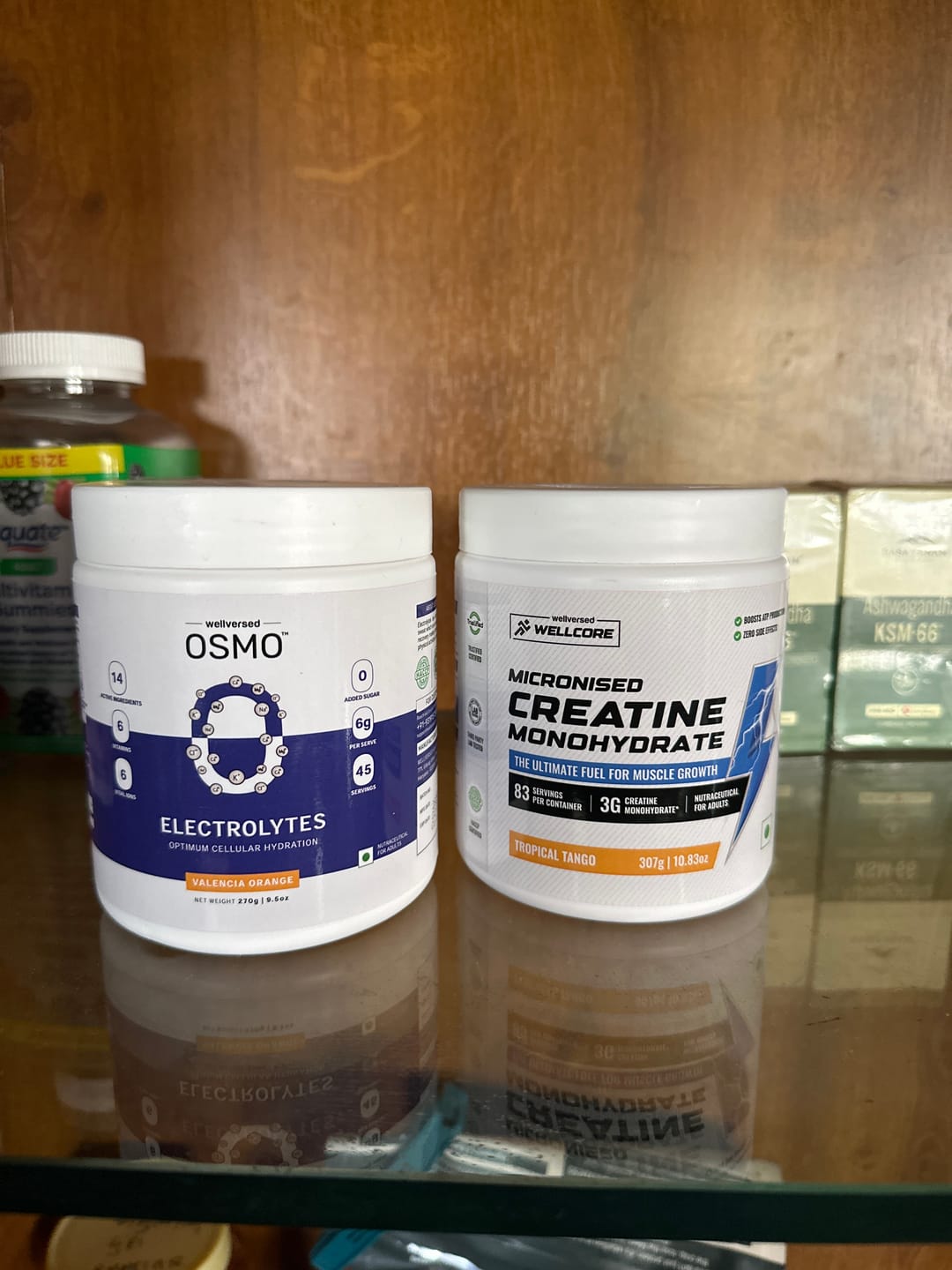 Customer photo review of OSMO - Electrolytes (45 servings, Valencia Orange) +  Wellcore Creatine (83 Servings, Tropical Tango)