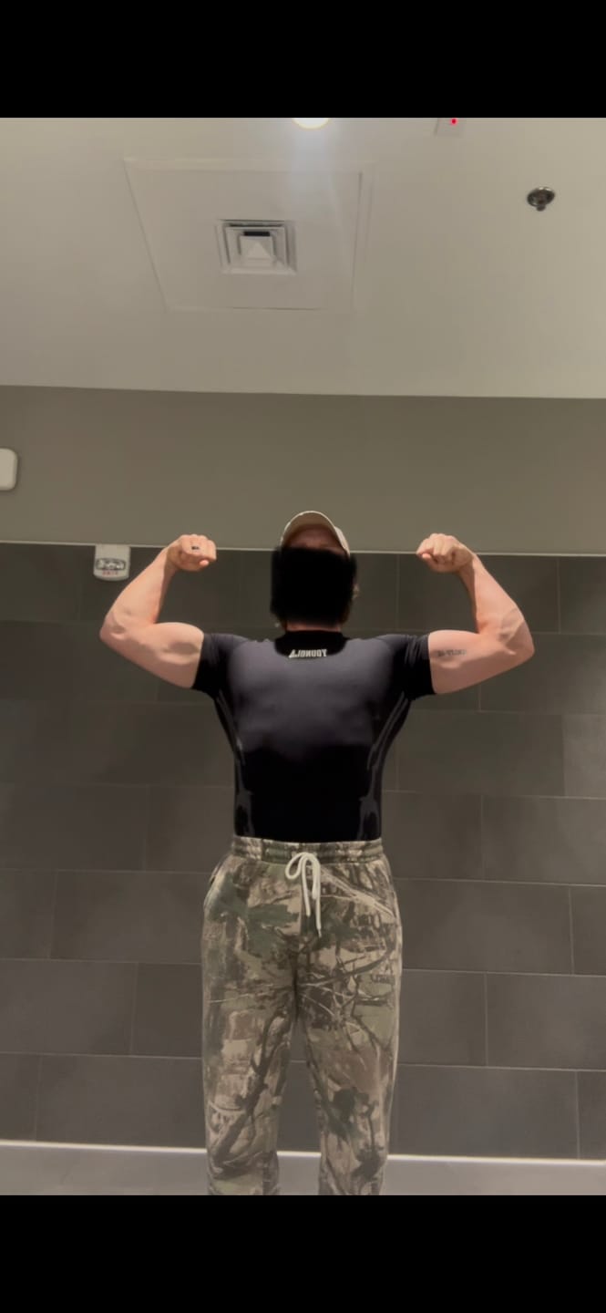 Customer photo review of 4067 - Gothic Compression Tees