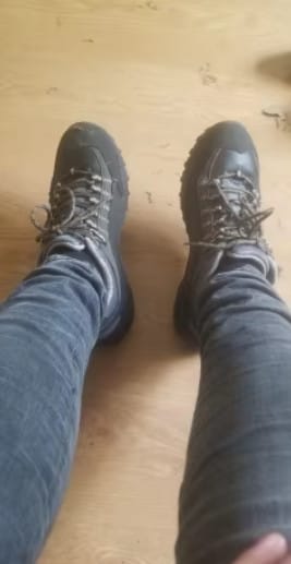 Customer photo review of Chaussures de randonnée et d'escalade en montagne en cuir véritable