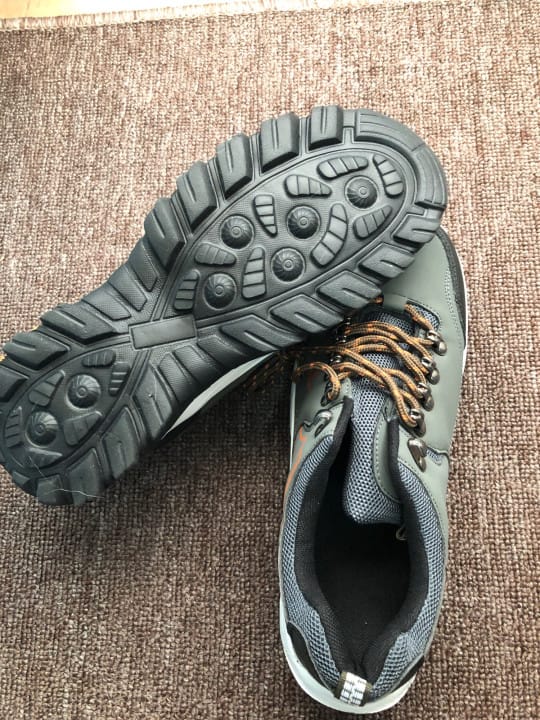 Customer photo review of Chaussures de Randonnée de Luxe avec une Touche Sportive