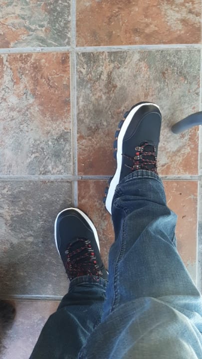 Customer photo review of Chaussures de Randonnée de Luxe avec une Touche Sportive