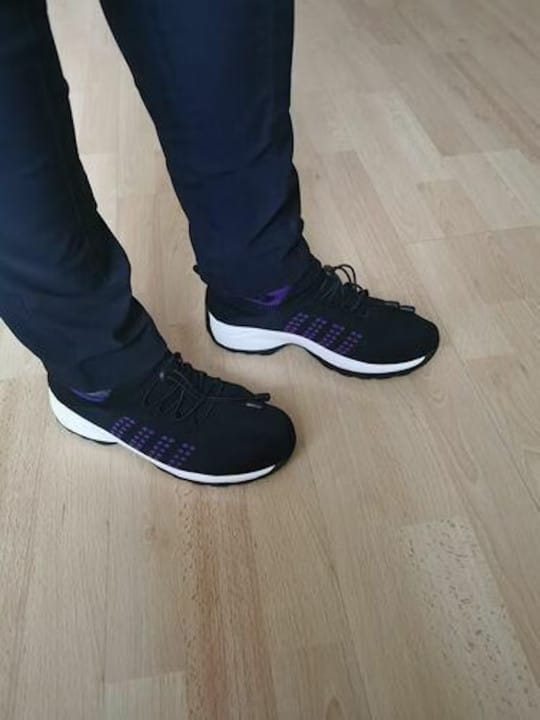 Customer photo review of Baskets Légères et Respirantes pour Femme - Confort et Style