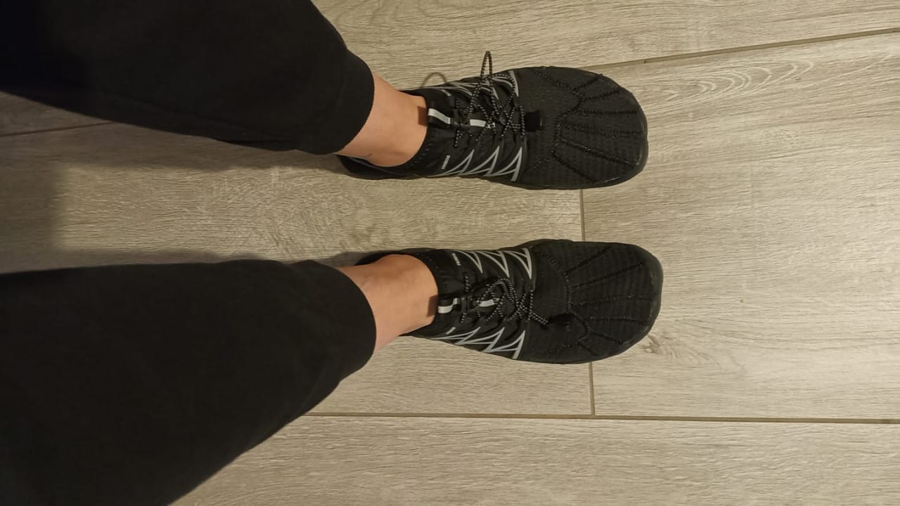 Customer photo review of Chaussures pieds nus confortables et flexibles