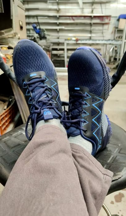 Customer photo review of Chaussures de Sécurité Premium Confortables & Antidérapantes