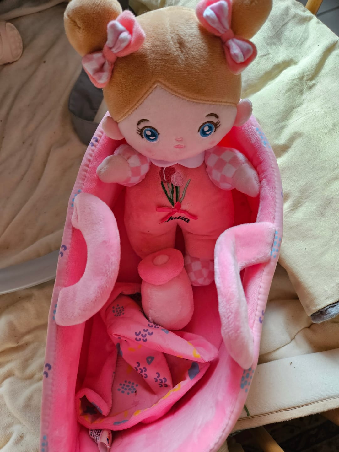 Customer photo review of Poupée bébé en peluche personnalisée de 25 cm