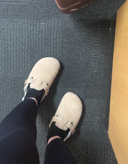 Customer photo review of Pantoufles Boston en Daim Doublées de Fourrure
