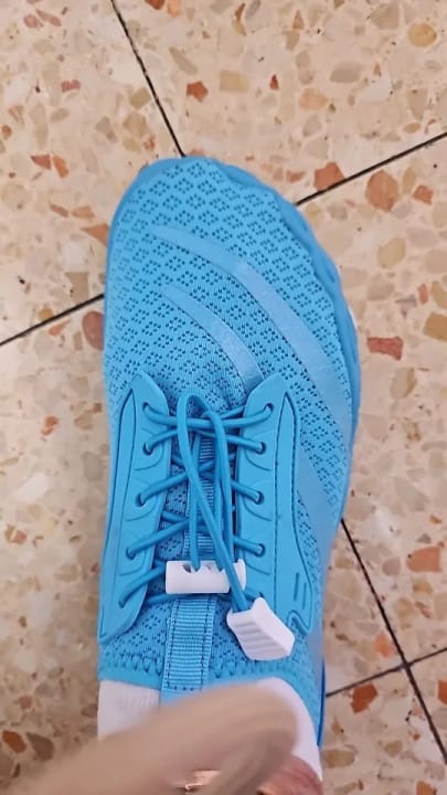 Customer photo review of Feel Pro - des chaussures pieds nus saines et confortables