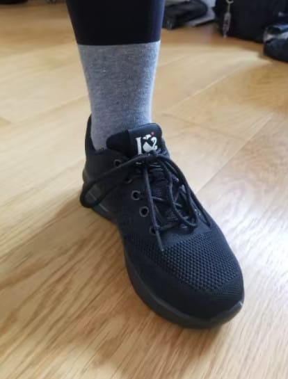 Customer photo review of Baskets de Sécurité et de Travail à Coussin d'Air pour Hommes et Femmes