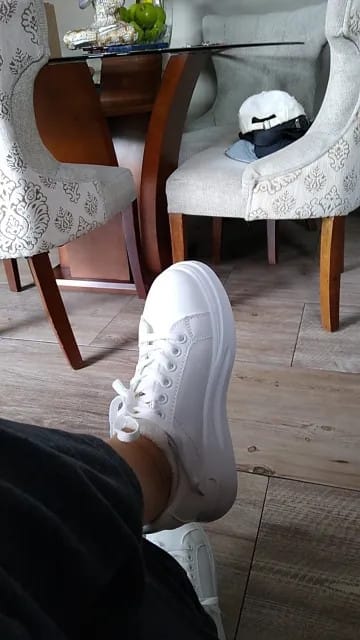 Customer photo review of Baskets plateforme décontractées à lacets pour Femmes
