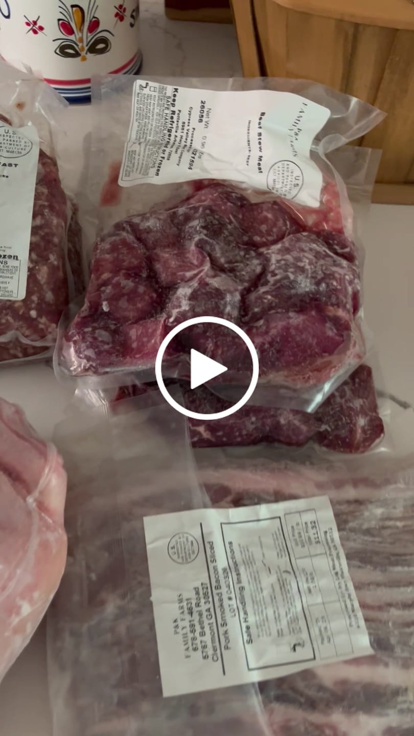 Customer video review of Weeknight Hero Box