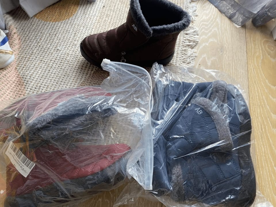 Customer photo review of Bottes Matelassées d’Hiver Imperméables avec Fourrure – Style et Confort