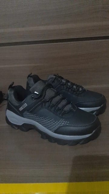 Customer photo review of Chaussures de Randonnée Imperméable Qualité Premium