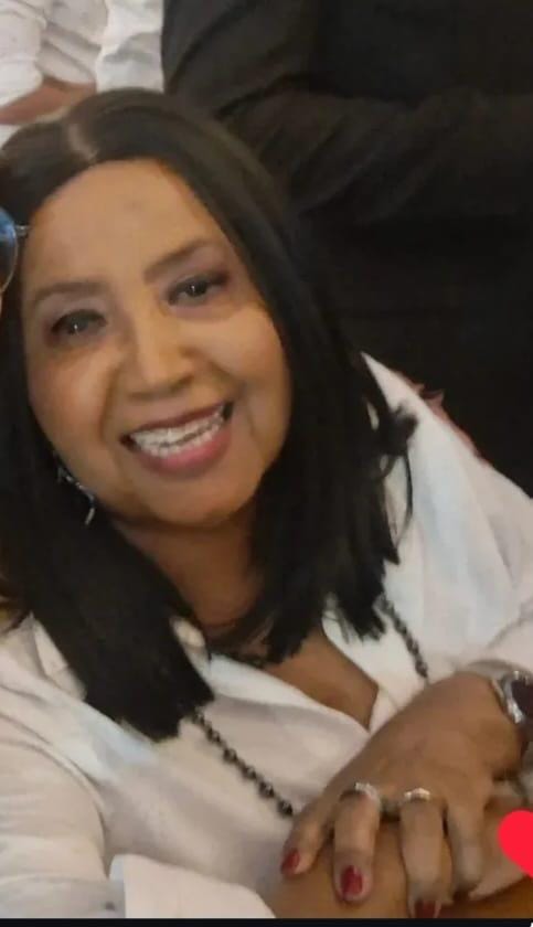 Customer photo review of Escova Desembaraçadora Detangle - Cor Sortida