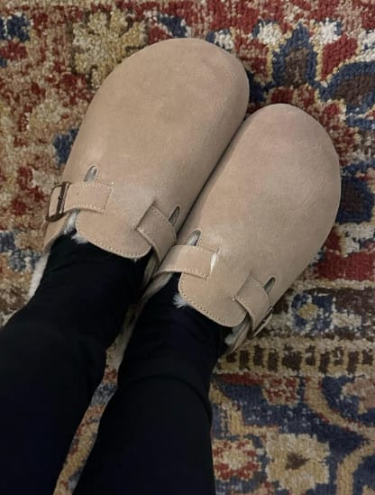 Customer photo review of Pantoufles Boston en Daim Doublées de Fourrure