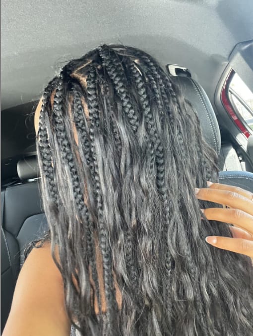 Customer photo review of Wavymy Body Wave Miracle Knots Feather Crochet Human Hair Boho Braids Lightweight Hair Extension