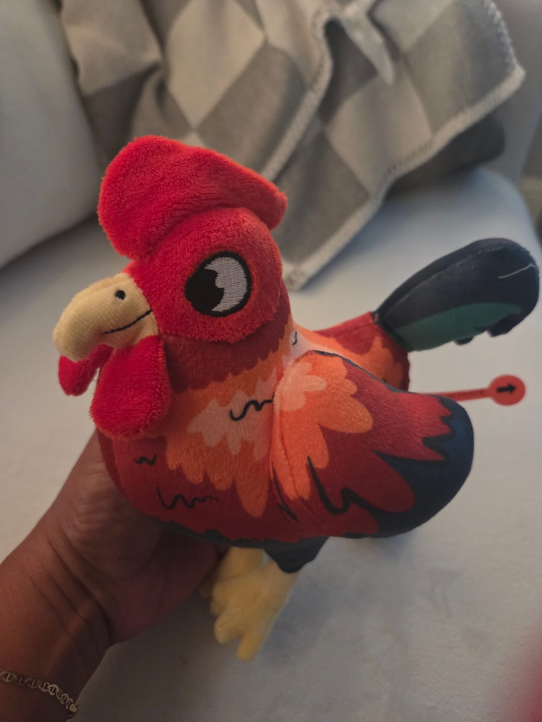 Customer photo review of El Gallo García | Peluche con Sonido