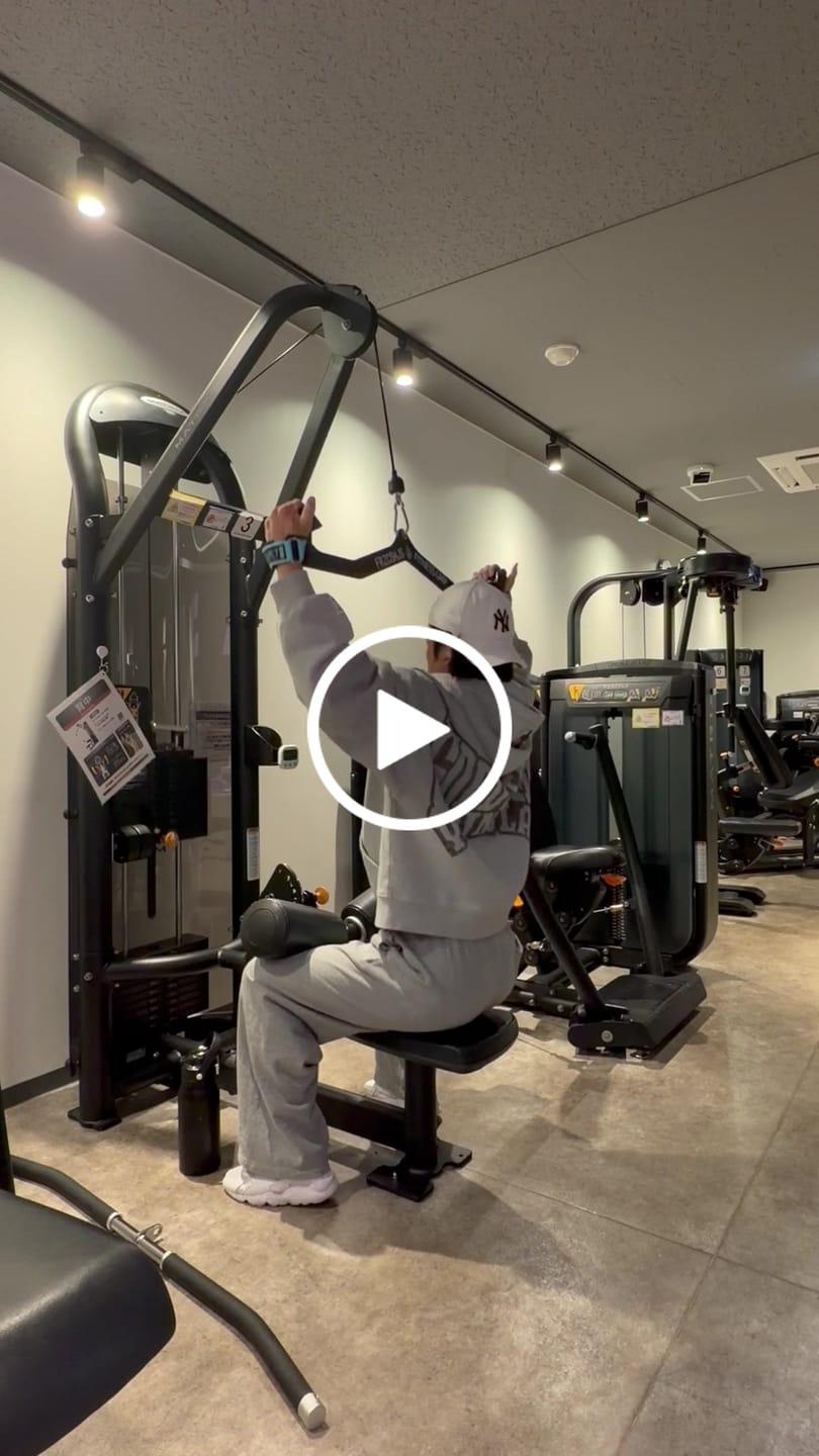 Customer video review of 2111 - Classic Baggy Sweats