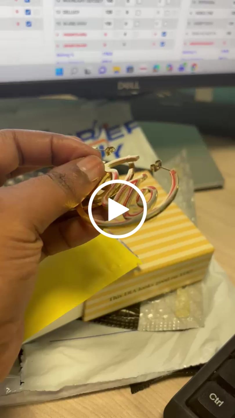 Customer video review of Gold Luxe Logo Hoops
