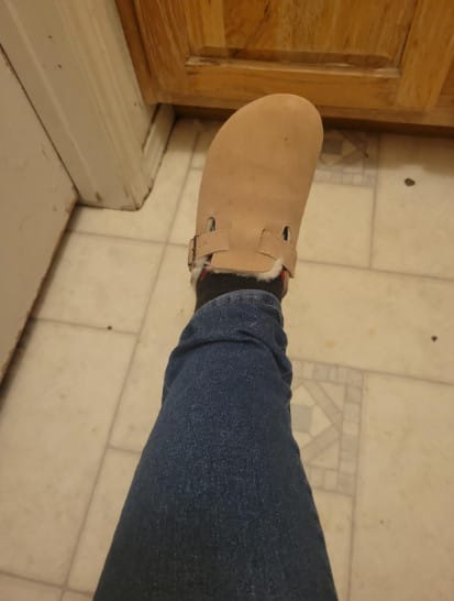 Customer photo review of Pantoufles Boston en Daim Doublées de Fourrure