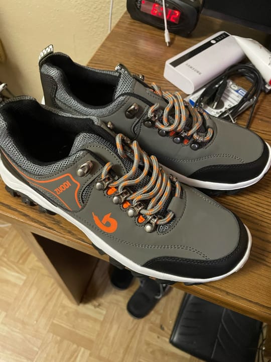 Customer photo review of Chaussures de Randonnée de Luxe avec une Touche Sportive
