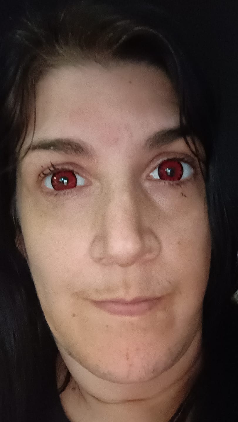 Customer photo review of Halloween Miracle Wine-red Prescription Colored Contact Lenses
