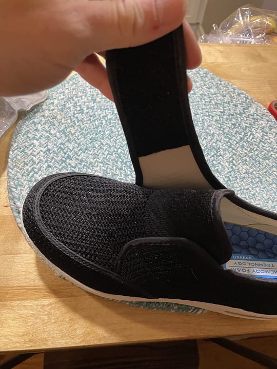 Customer photo review of Chaussures Orthopédiques Larges & Confortables