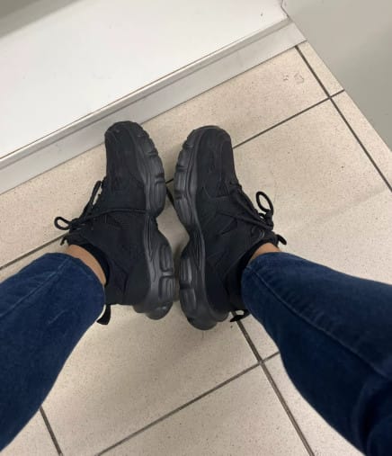 Customer photo review of Baskets de Sécurité Respirantes à Plateforme