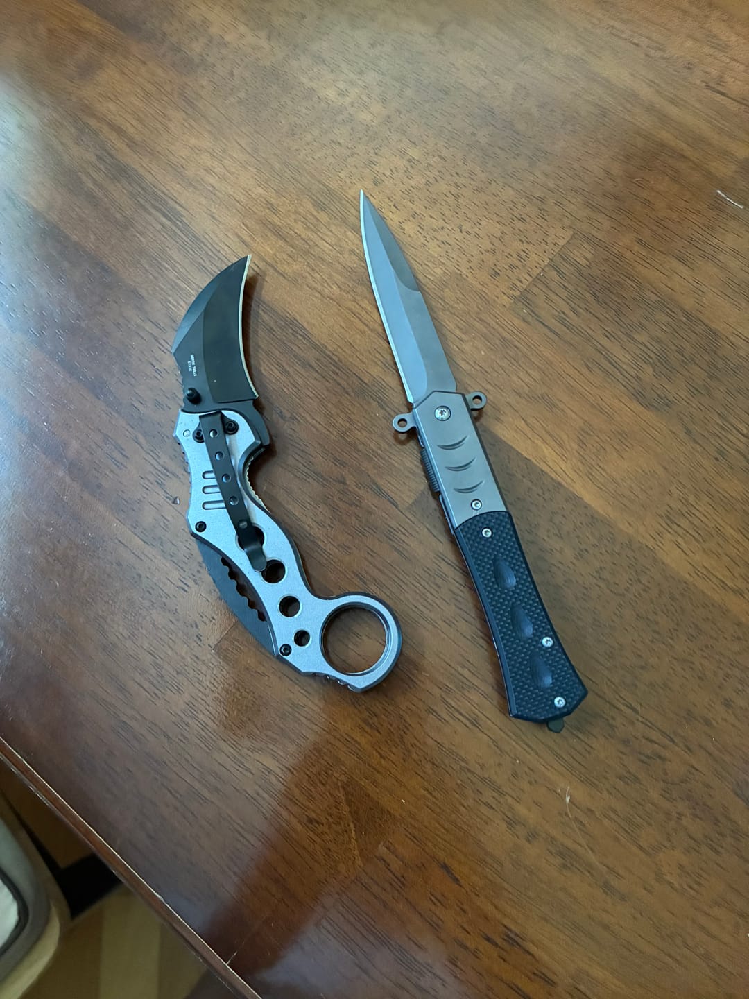 Customer photo review of MYSTERY KNIVES BOX™