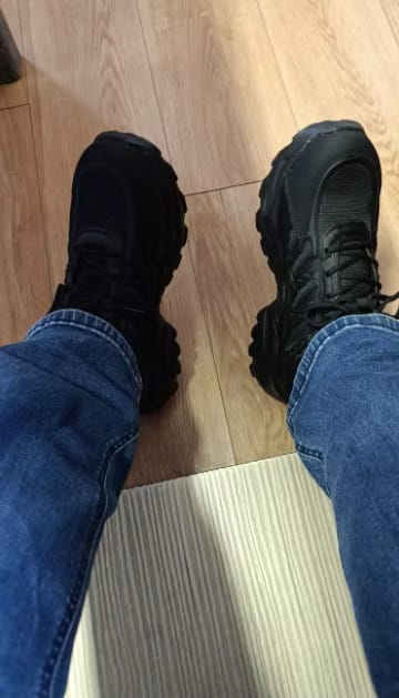 Customer photo review of Chaussures de Sécurité en Acier Confortables