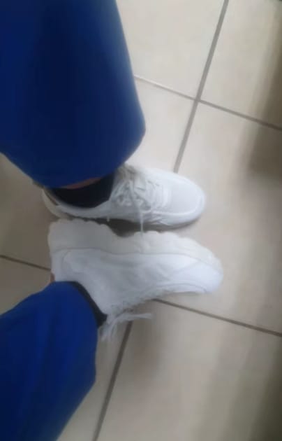 Customer photo review of Chaussures de Sécurité en Acier Confortables