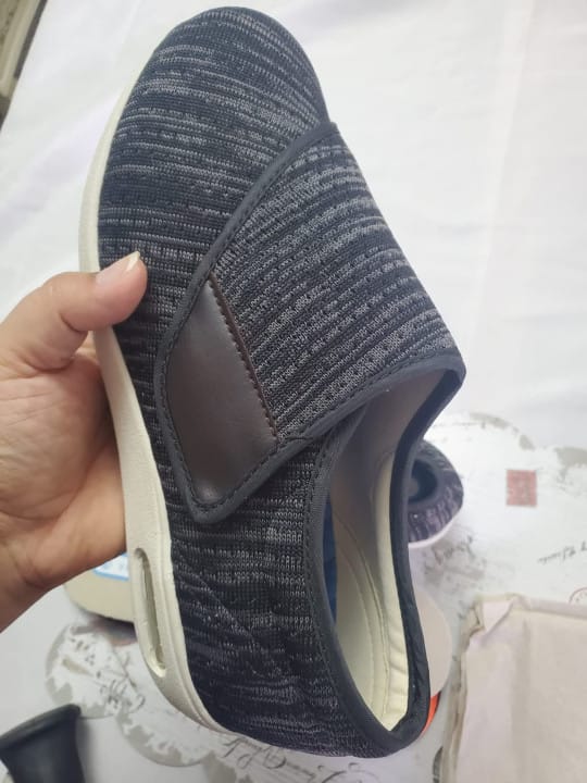 Customer photo review of Chaussures Orthopédiques & Diabétiques Confortables