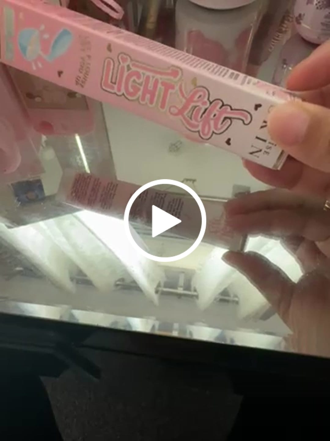 Customer video review of Light Lift Eye Cream