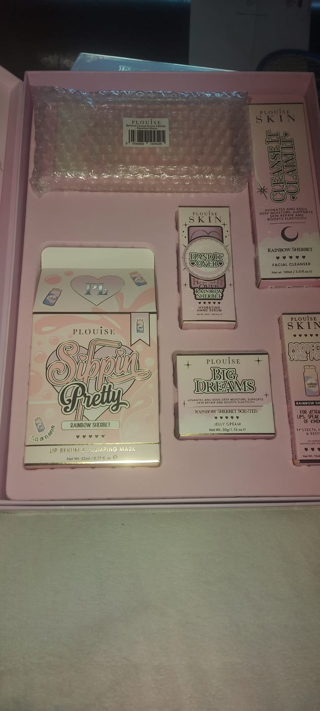 Customer photo review of Dream Under The Moon Set
