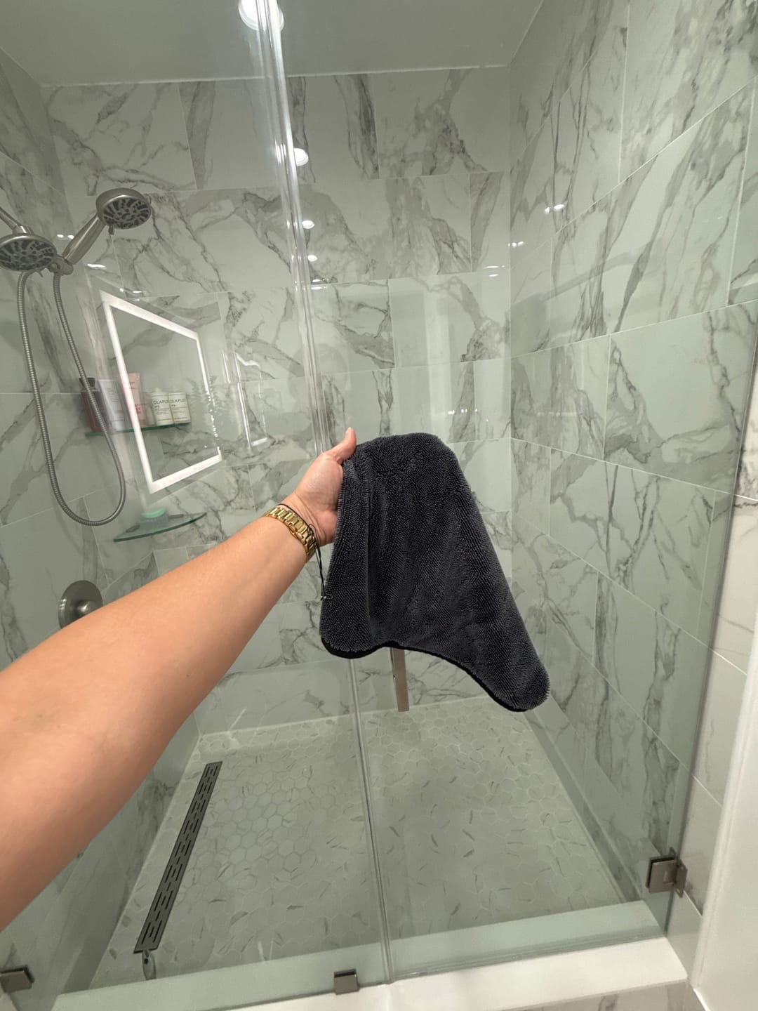 Customer photo review of Magicwipe™ XXL Bathroom Drying Cloth (40x60cm)