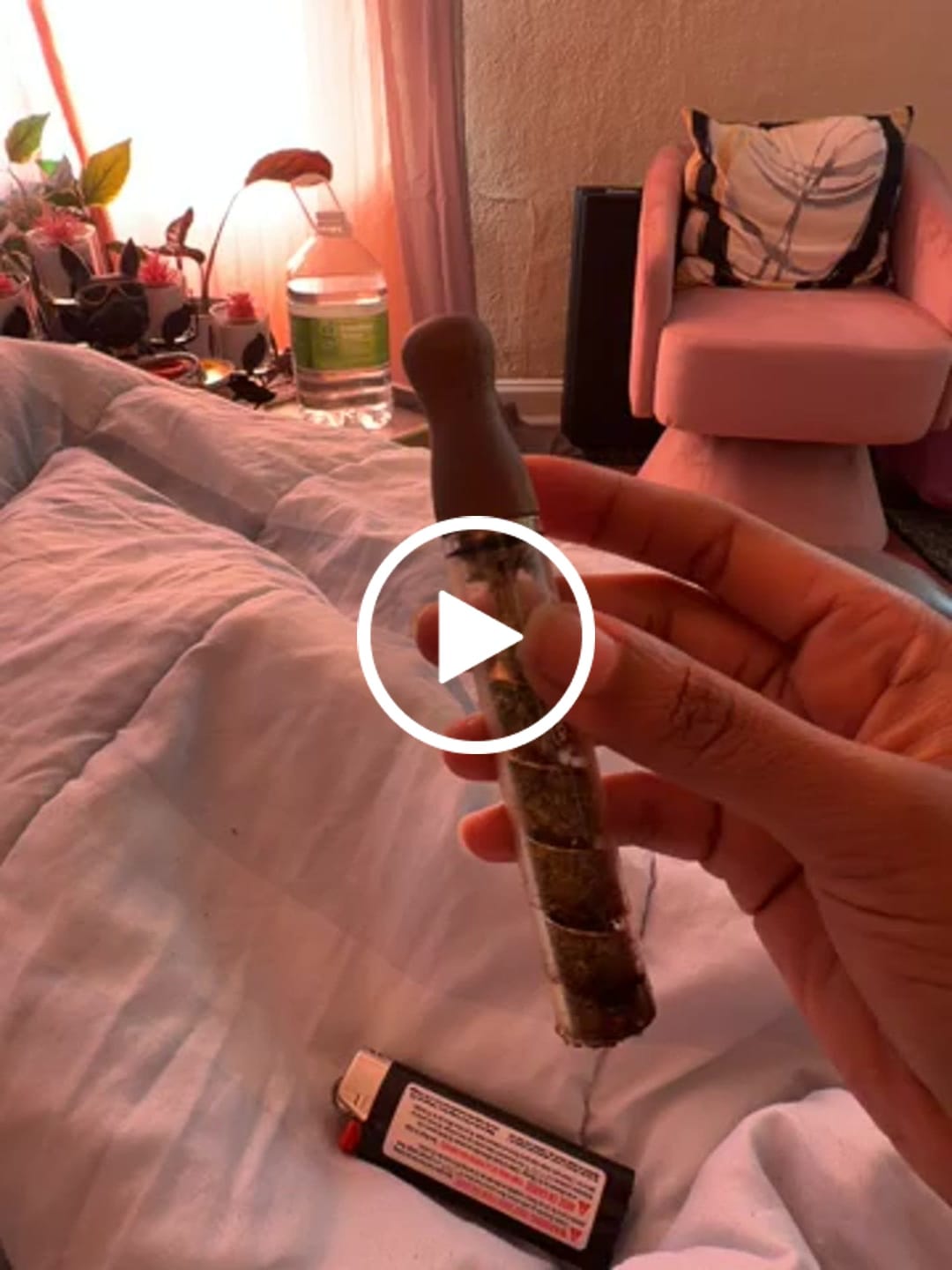 Customer video review of Twisty Glass Blunt Gen 2 - Black Walnut