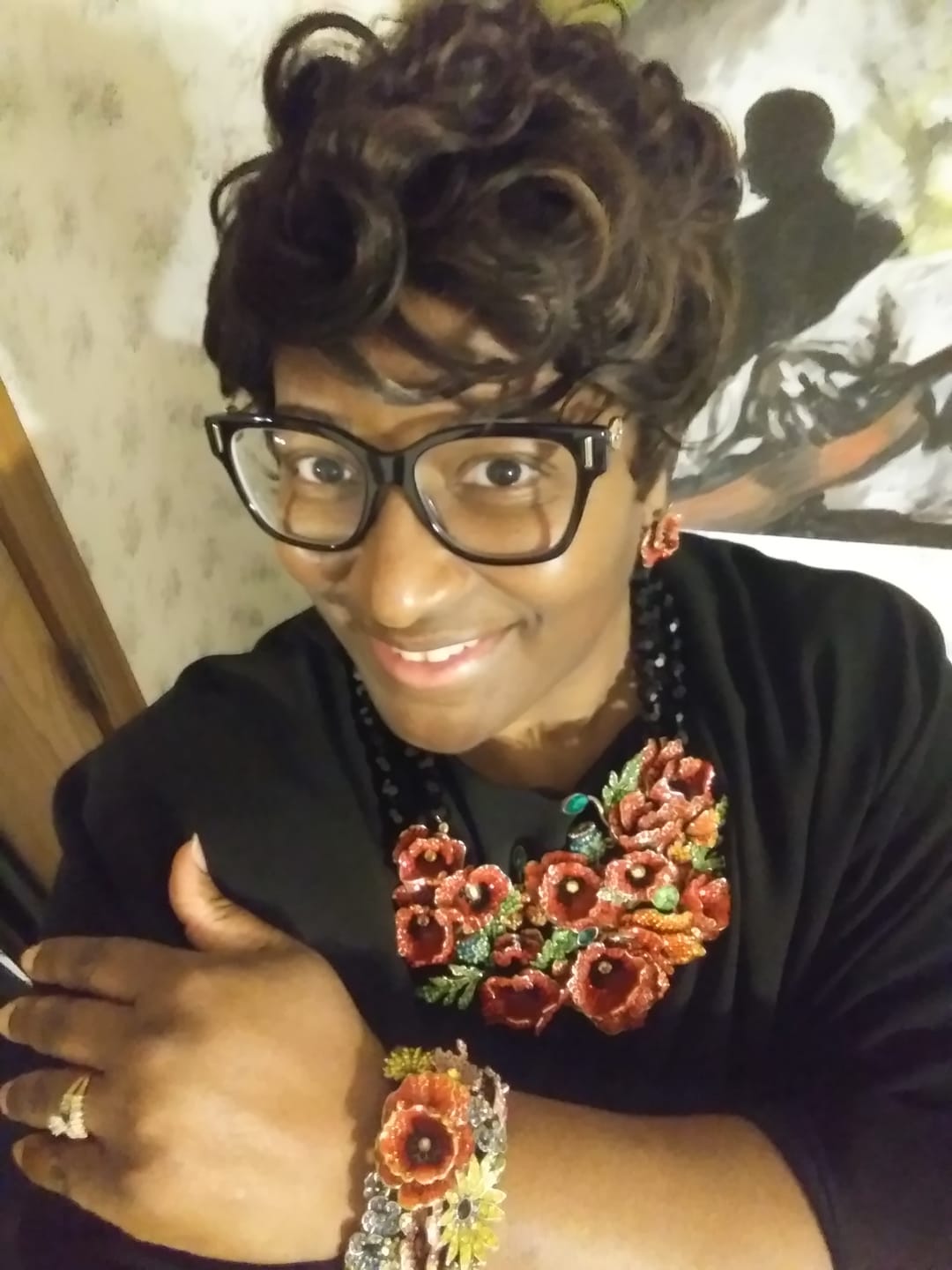 Customer photo review of HEIDI DAUS® "Empress of the Bloom" Crystal Poppy Statement Necklace