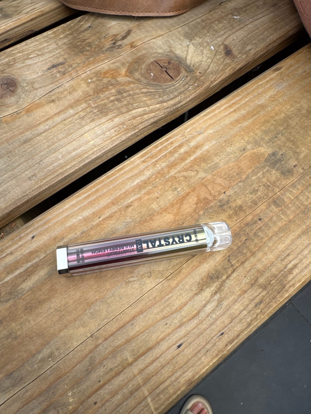 Customer photo review of SKE Crystal Bar 600 Puffs Disposable Vape Box Of 10