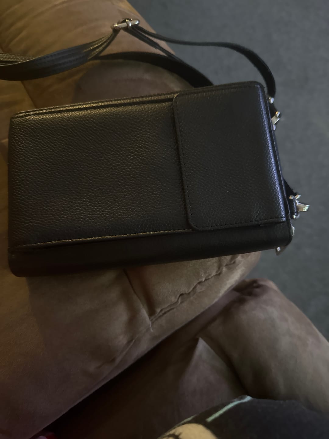 Customer photo review of Crossbody Wallet Purse, XtraRoom
