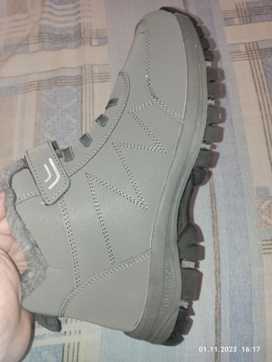 Customer photo review of Bottes d'Hiver Chaudes & Imperméables