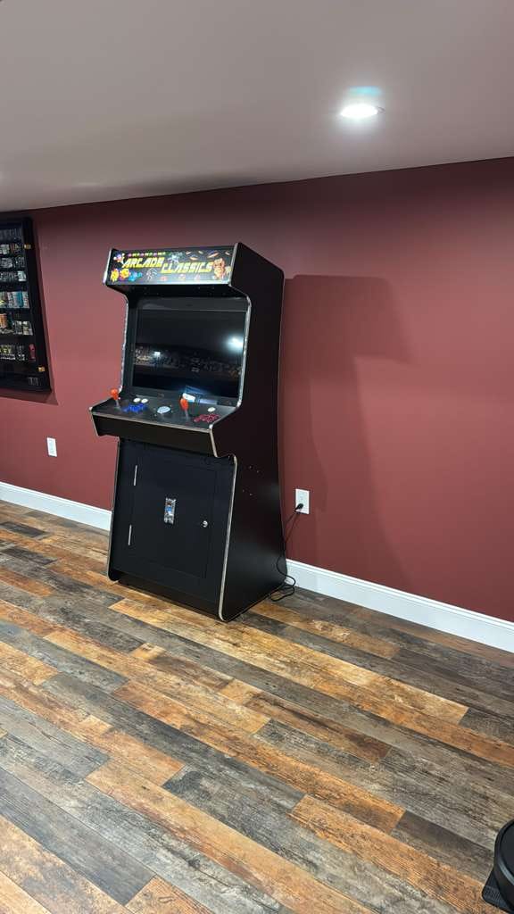 Customer photo review of 2 PLAYER STANDUP Arcade Machine With 2 shooting Guns 4600 Games Multi-cade  Upright Retro Cabinet Black