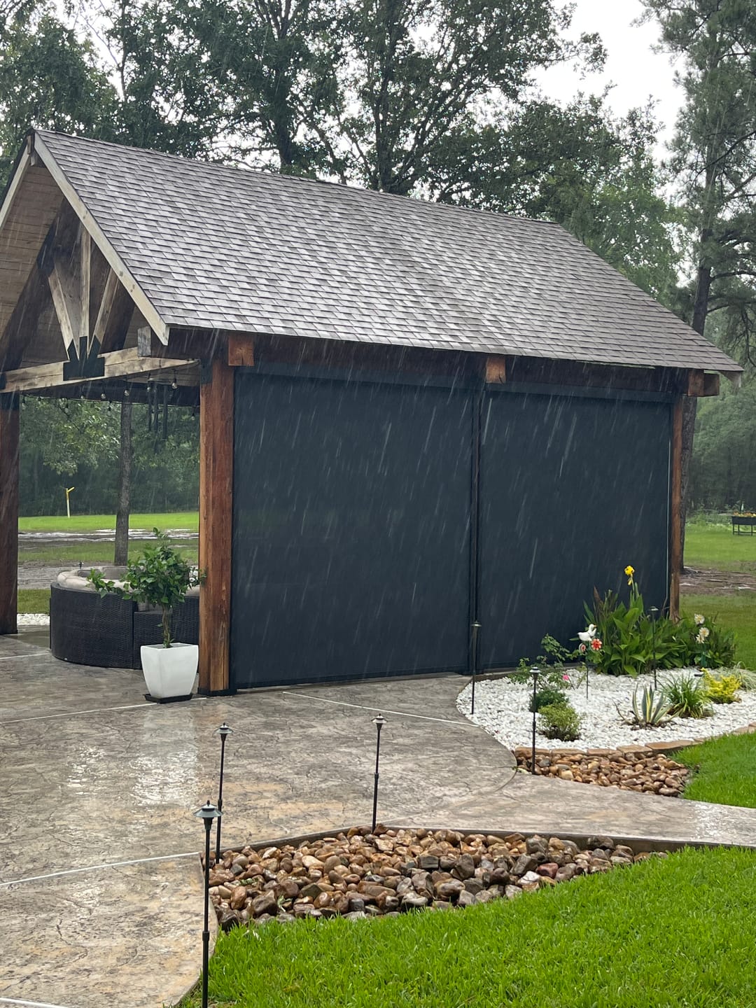 Customer photo review of SmartWings Motorized Zipper Track Windproof Outdoor Shades