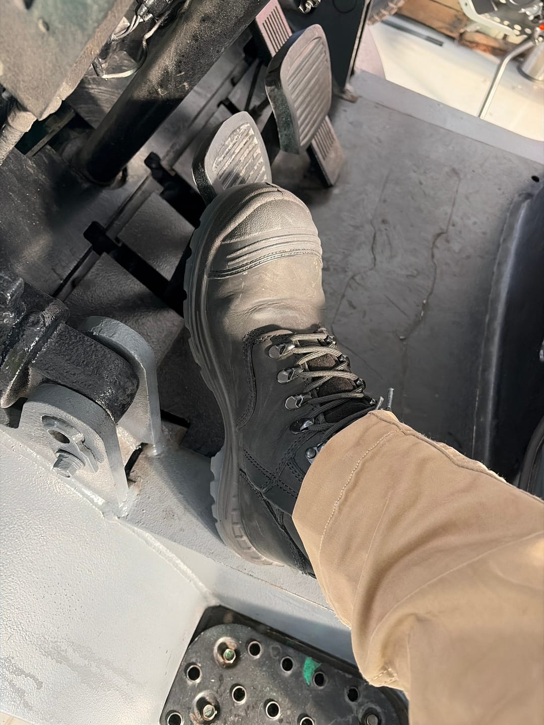 Customer photo review of Brawn Safety Work Boots Black