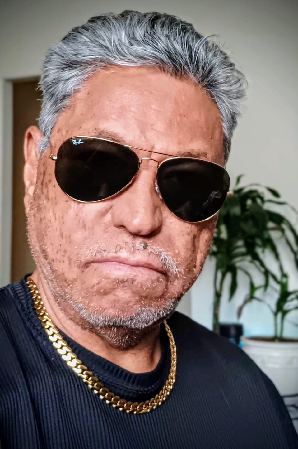 Customer photo review of 10-22mm Solid 18k Gold Plated Miami Cuban Link Chain