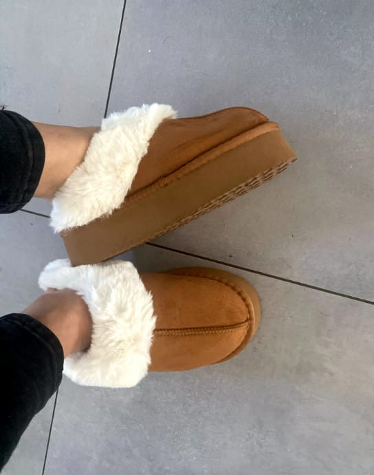 Customer photo review of Chaussons d'Hiver Chaudes Fourrées
