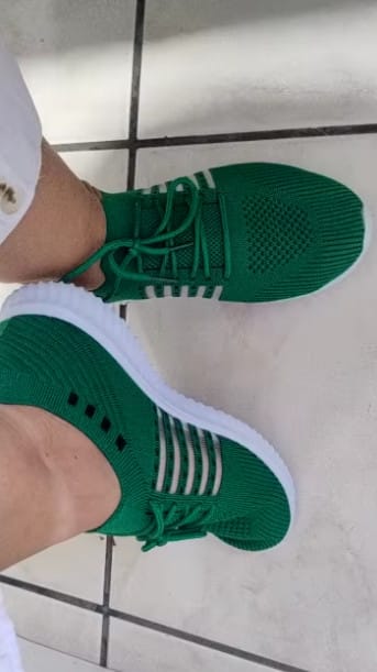 Customer photo review of Baskets plates légères et décontractées à enfiler
