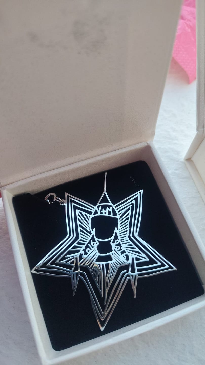Customer photo review of Persönliche Kinderzeichnung als Halskette oder Anhänger