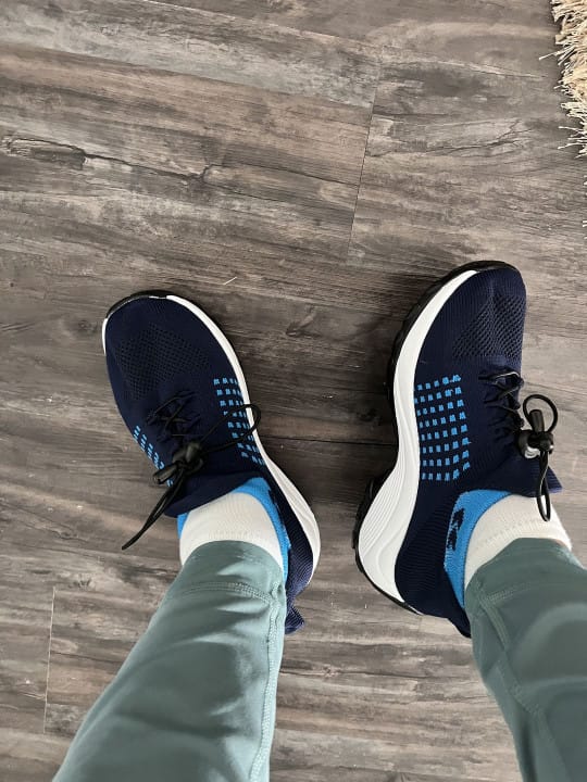 Customer photo review of Baskets Légères et Respirantes pour Femme - Confort et Style