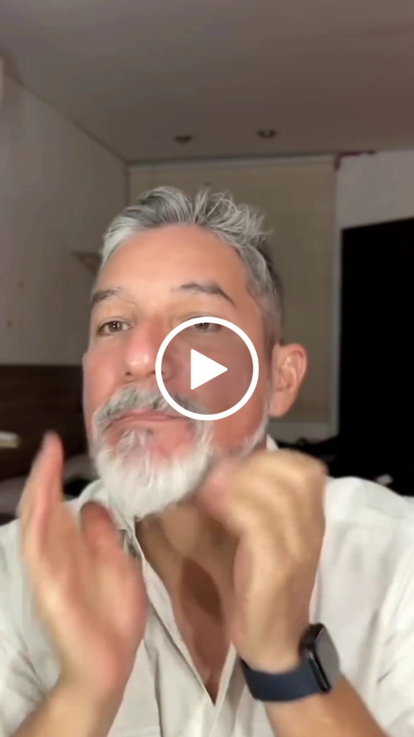 Customer video review of 3 Aceites + 1 Shampoo Para Barba · Paquete 4 Piezas