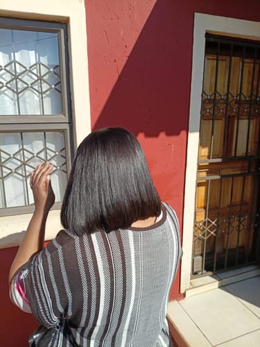 Customer photo review of Vietnamese Super Double Drawn Bone Straight Natural Black Closure